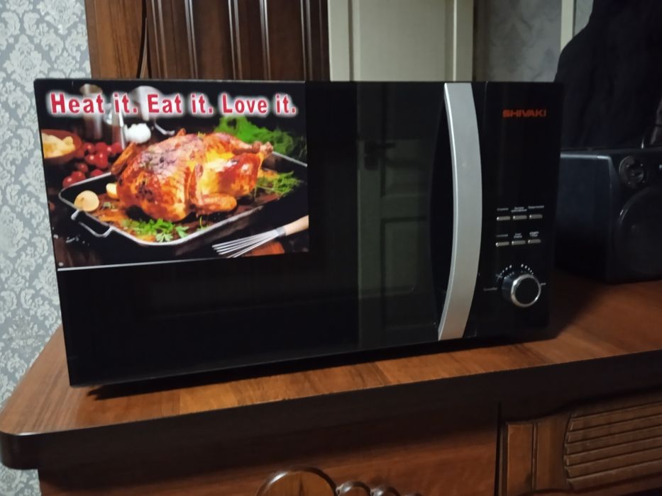 Микроволновка продаю