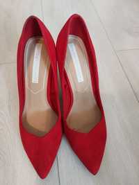 Pantofi roșii stiletto Bershka