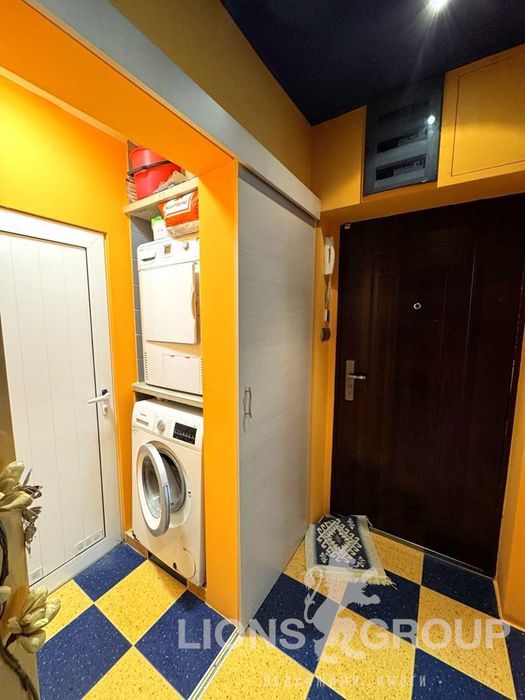 Продава се Двустаен апартамент в Варна, Изгрев - 65 кв.м за 1999 €/кв.м - Снимка #4