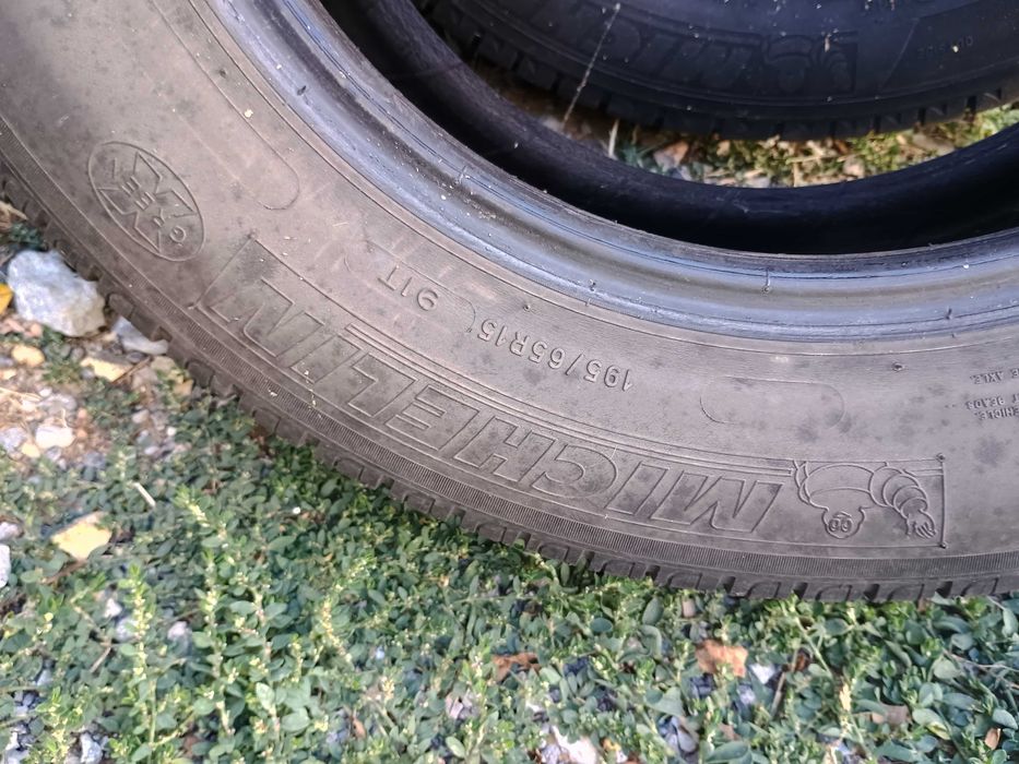 Летни гуми 195 65 R15 2бр. Michelin и 2бр Good Year