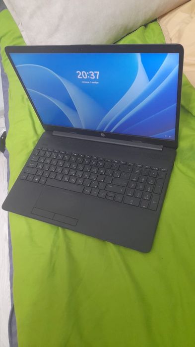 ноутбук HP dw-1129ur