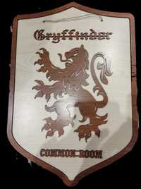 Продам эмблему Гриффиндор для любителей Гарри Поттера