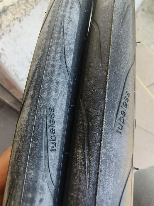 Нови  безкамерни гуми Mavic Aksion PRO UST 2 28-622 tubeless
