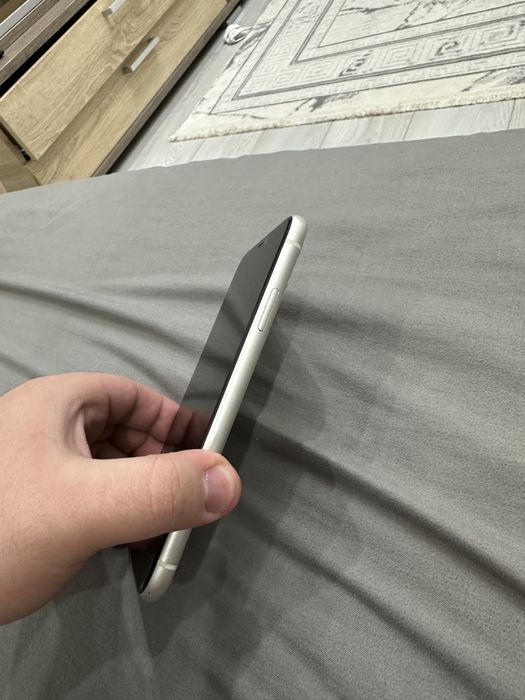 Iphone 11,в идеальном состояний