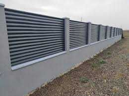 Garduri si porti stil jaluzea, sipca metalica, tabla cutata