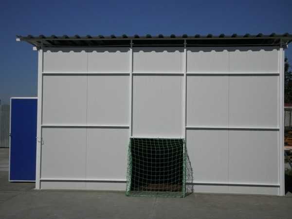 Casa modulara din structura metalica si panou sandwich termoizolant