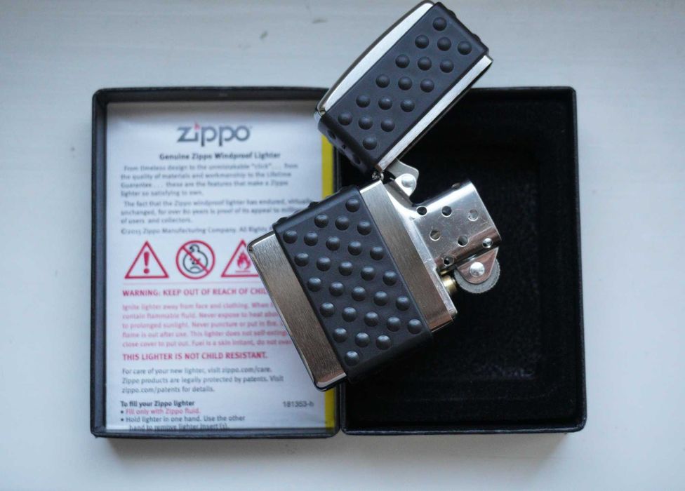 Новая оригинальная зажигалка Zippo