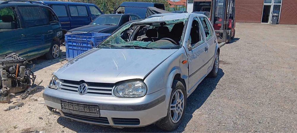 На части Vw Golf 4 1.4 / 75к.с