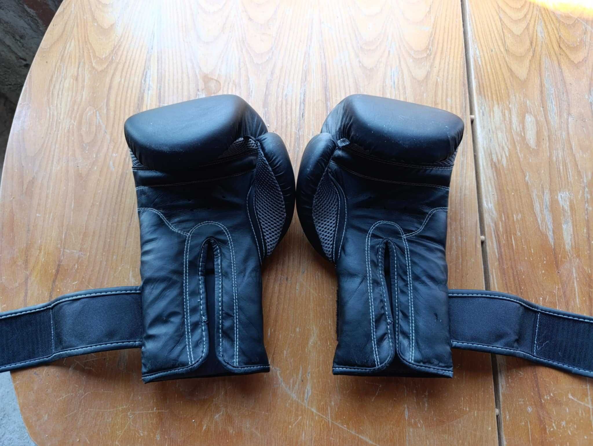 Боксов Чувал Everlast Nevertear 45кг (В Комплект с Ръкавици)