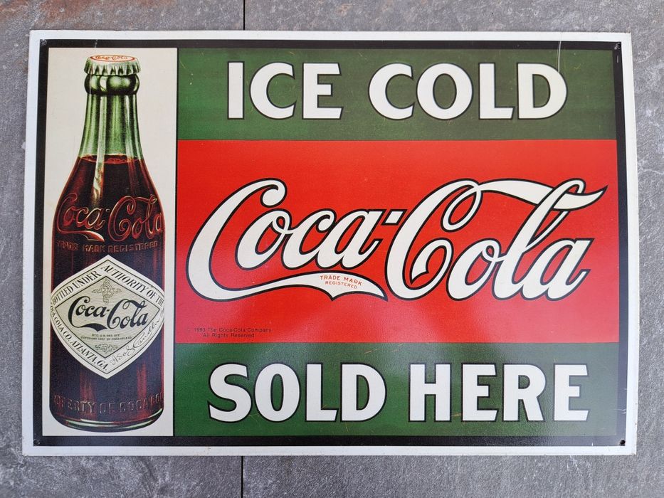 Reclamă Coca Cola Sold Here