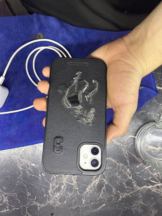 Iphone 11 64gb белый АКБ75%