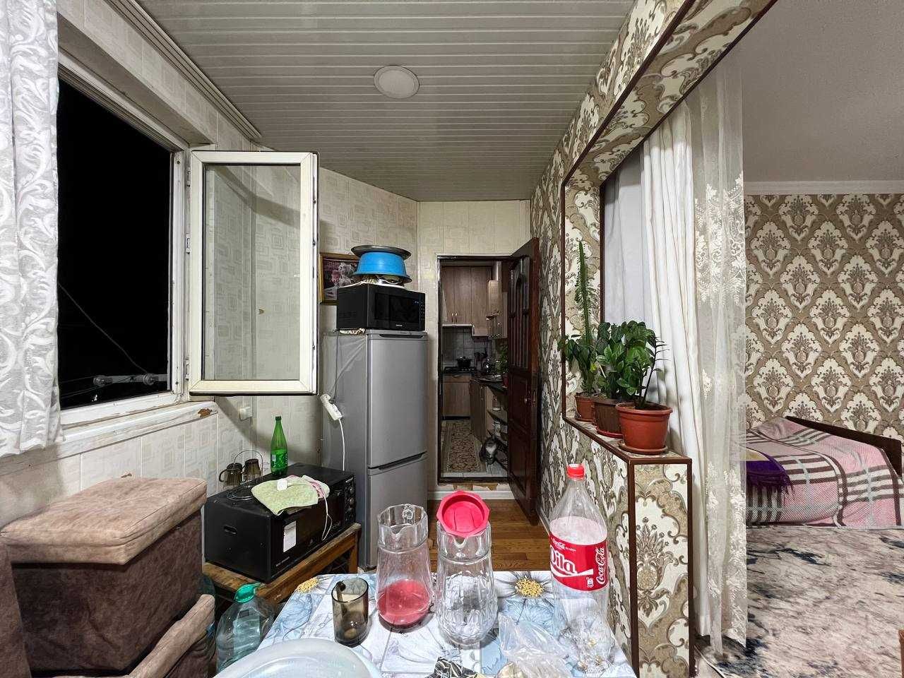 Продаётся 2/2/9, 60м2, около Паркентского рынка, м-в М.Риёзи