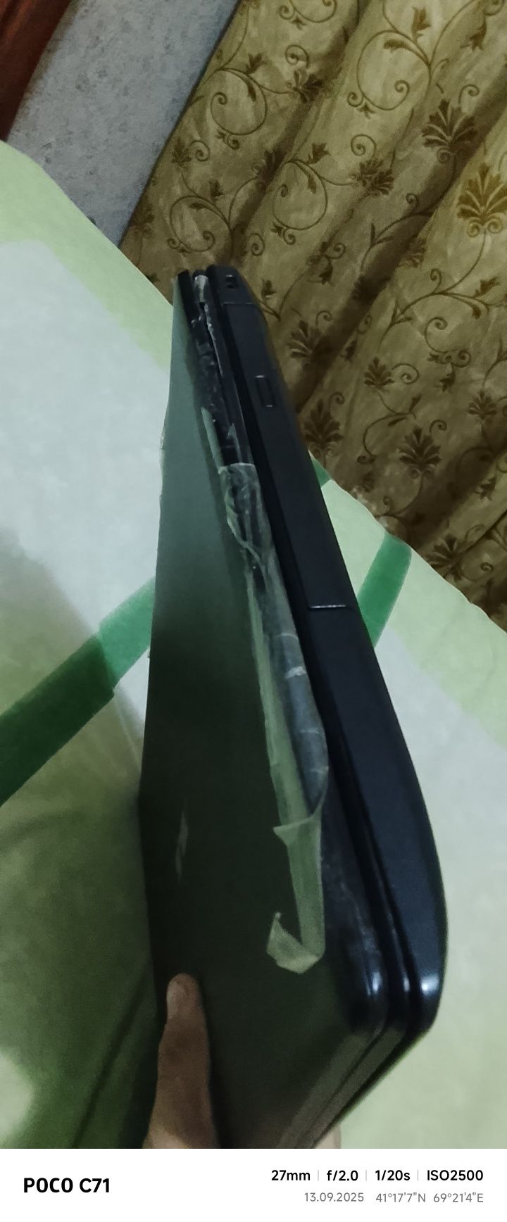 Asus X551C model holati ortacha жёсткий диск oqi yopishib qogan