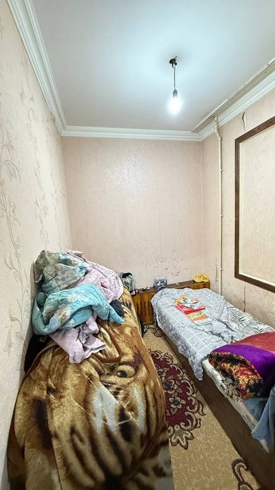 Чиланзар 14 срочно продаётся квартира 1*2/2/4