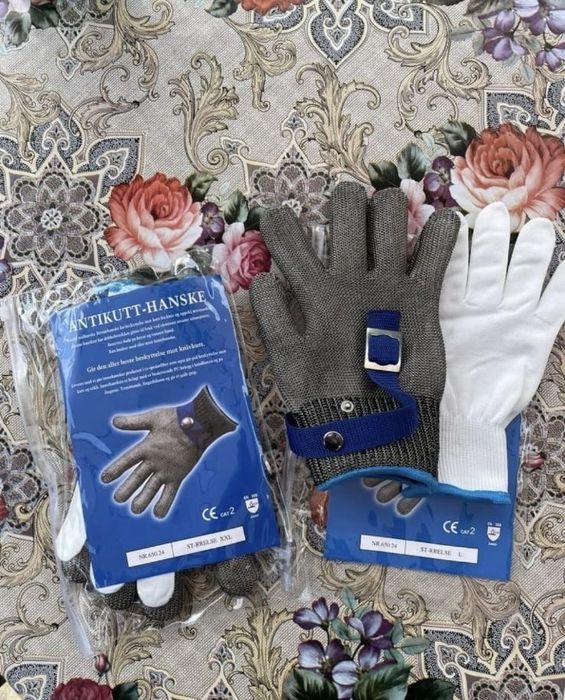 Manusa macelar/bucatar, din zale din inox! Calitate si siguranta!