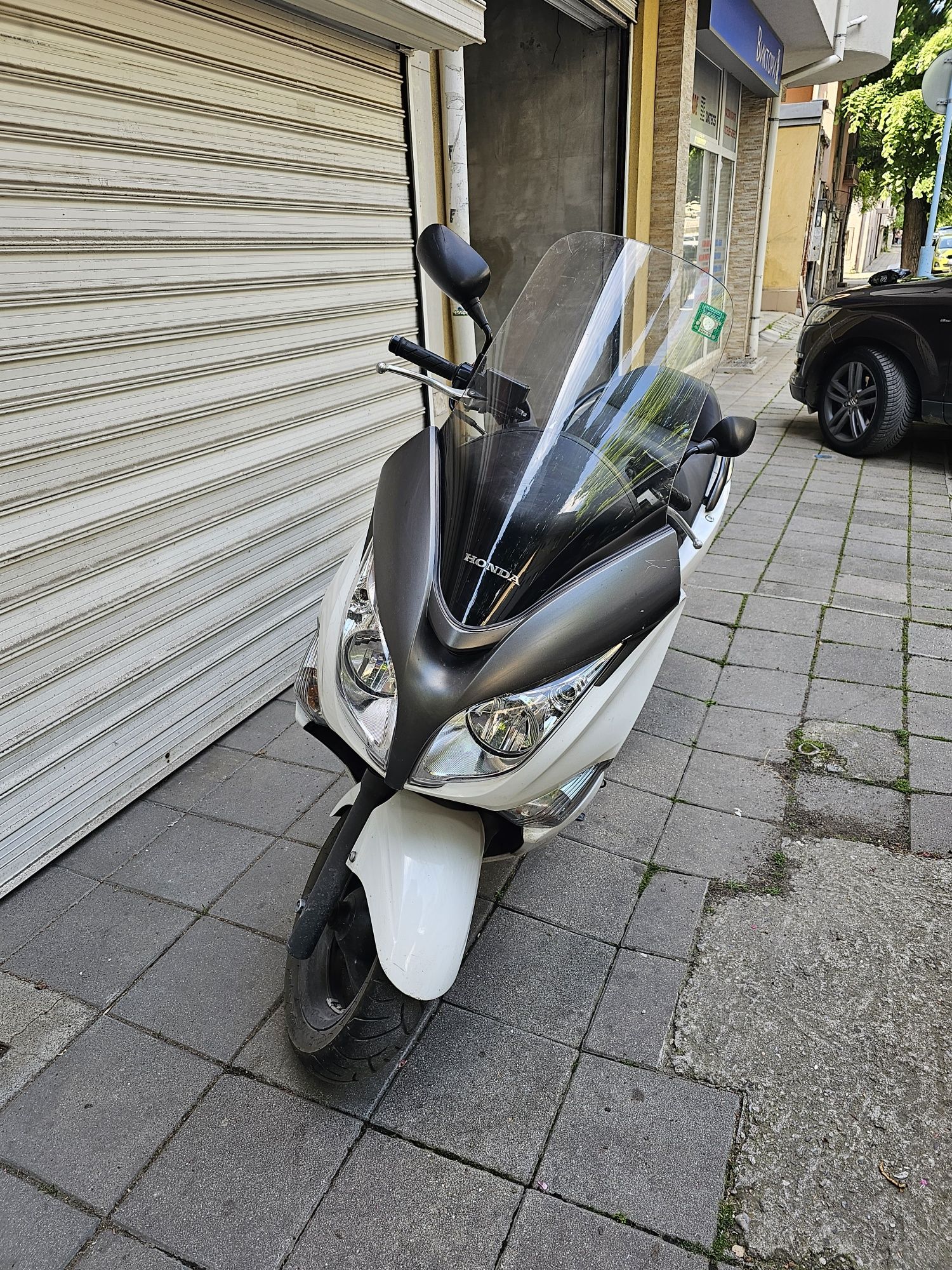 Honda silver wing 400