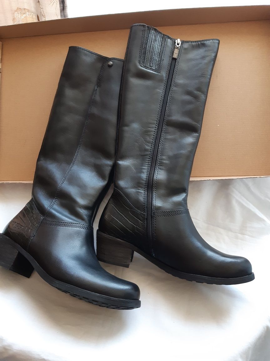 UGG/Geox нови ботуши N36/37