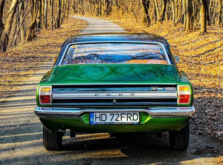 Închiriez/Vând Ford Taunus Coupe GXL - retro. Restaurat total 2021.