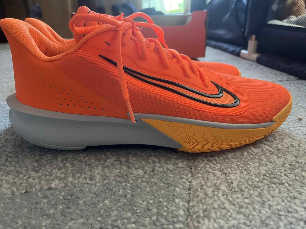 Маратонки Nike Precision 7 46