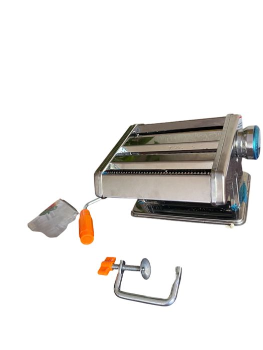 Лапшарезка  как новая.