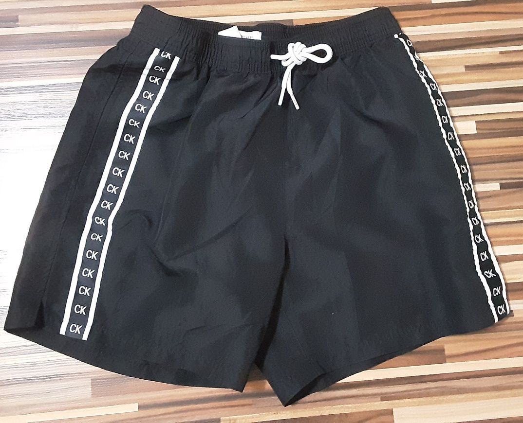 (S) Calvin klein оригинални къси панталони/шорти/бански