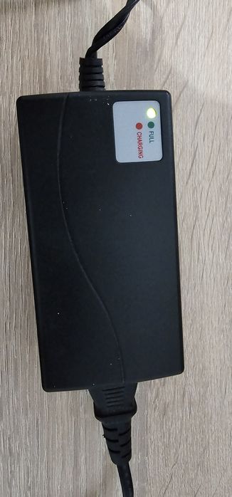 Incarcator universal