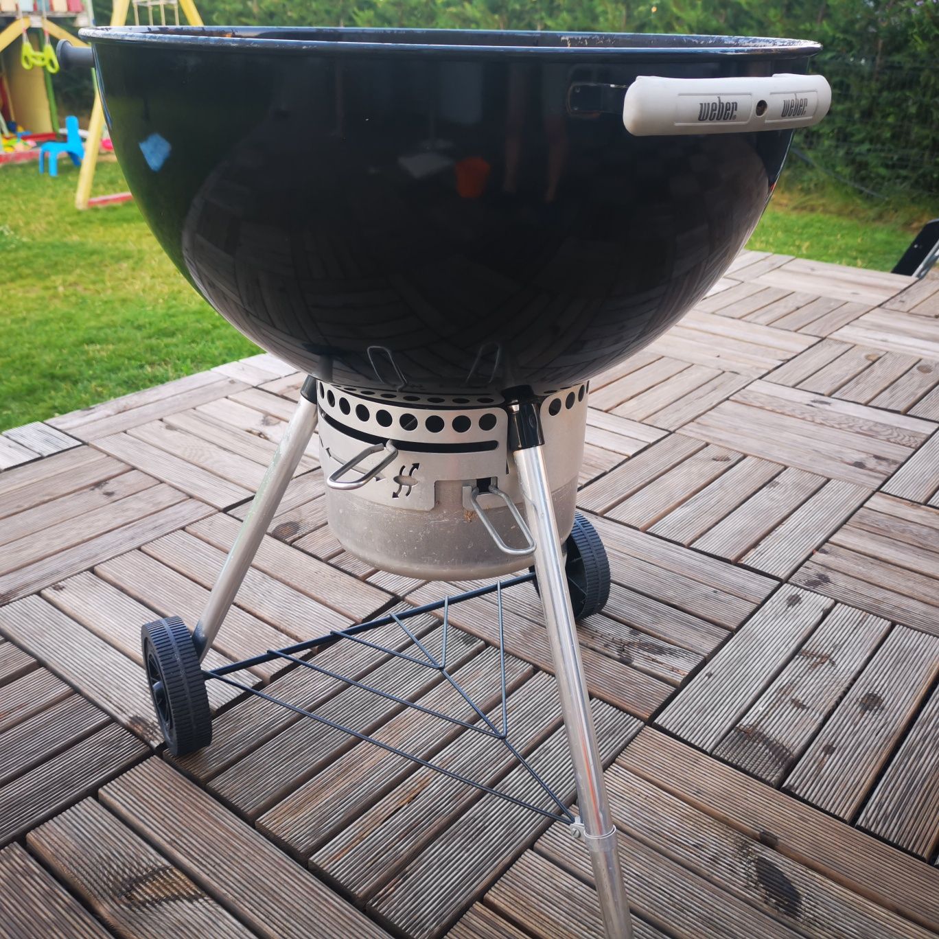 Барбекю Weber  67 см