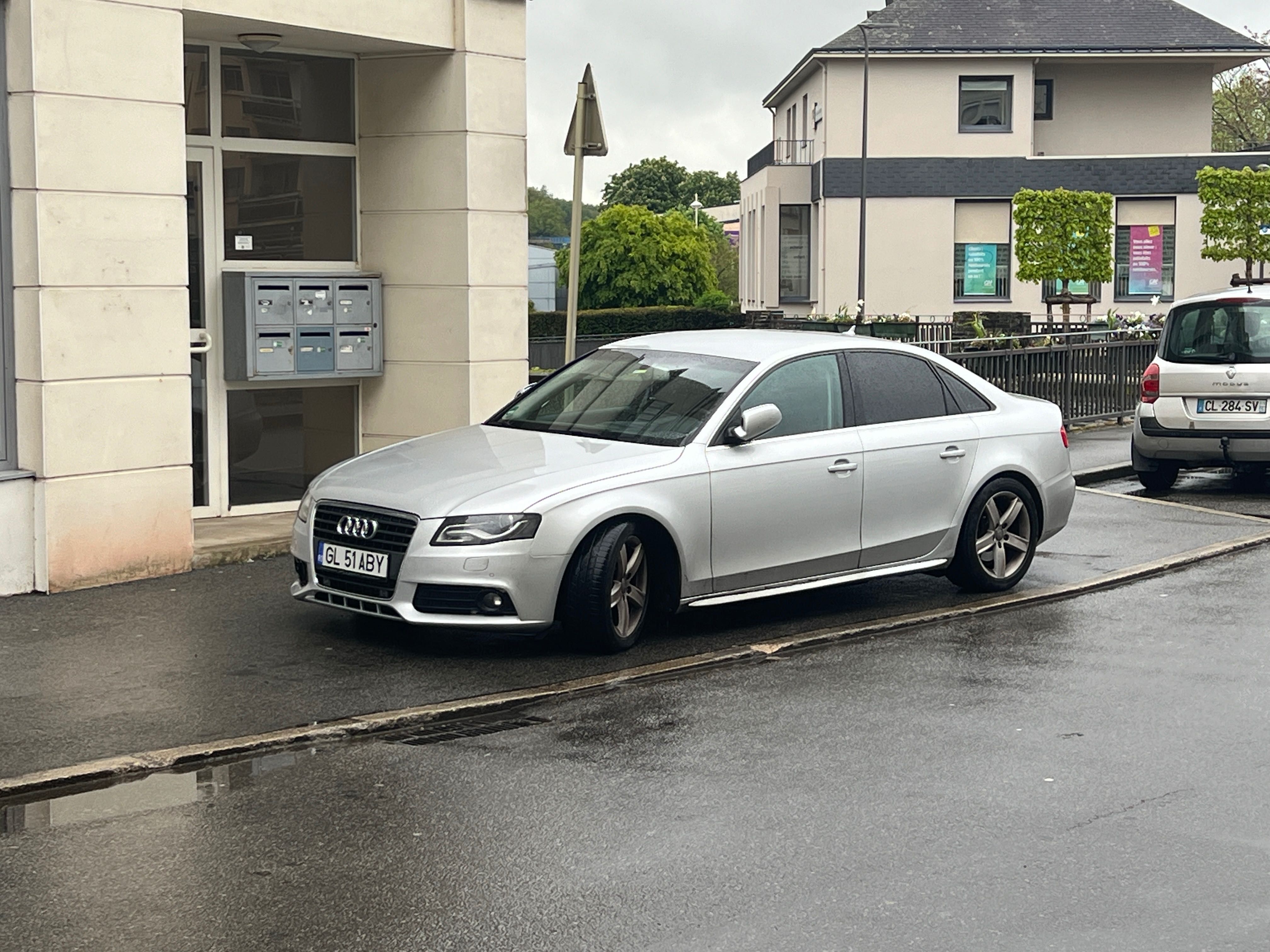 Audi A4 B8 2011 automat