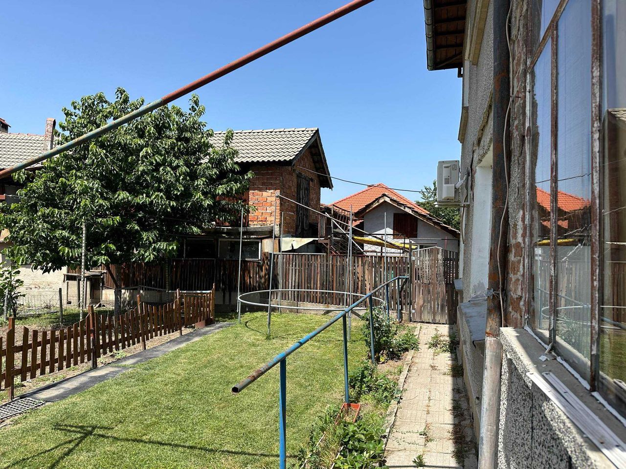 Продава се Къща в София, 7-ми 11-ти километър - 150 кв.м за 634 €/кв.м - Снимка #3