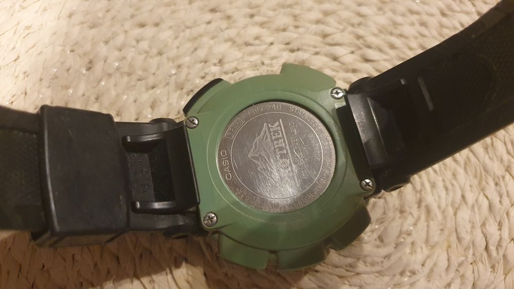 Ceas Casio Pro Trek 240