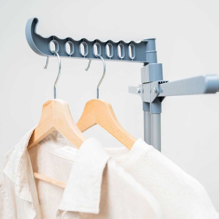 Вертикален сгъваем и разтегателен сушилник за дрехи XL с колелца