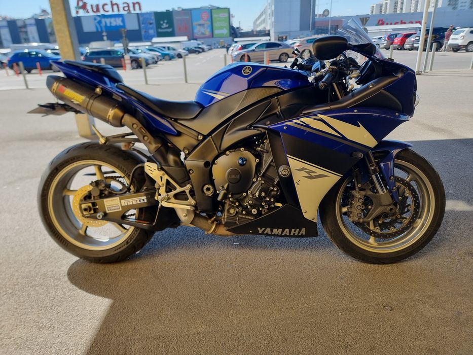 Yamaha R1 2010 Big Bang Crossplane