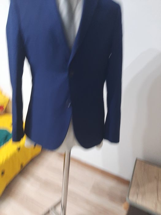 Sacou original gen HUGO BOSS marimea 48
