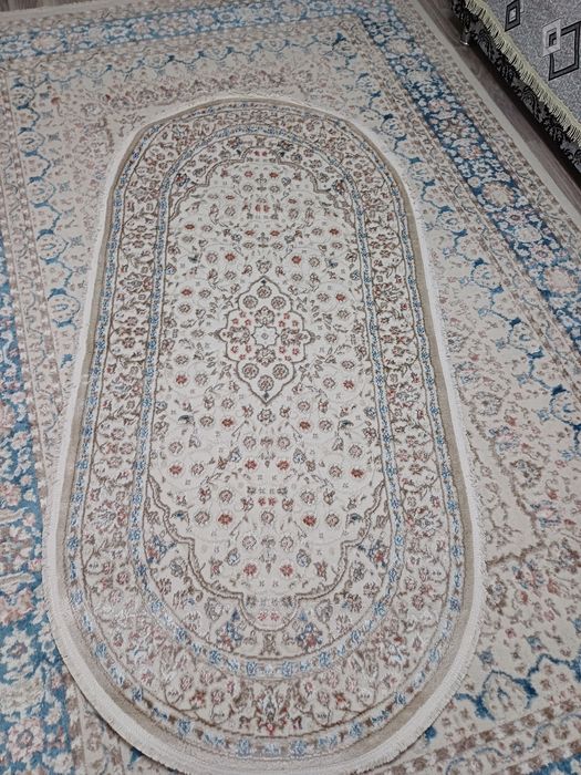 Коврики новые  размер 100×200 каждая за 7000т