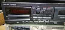Deck tascam CD-A500 totul perfect funcțional.