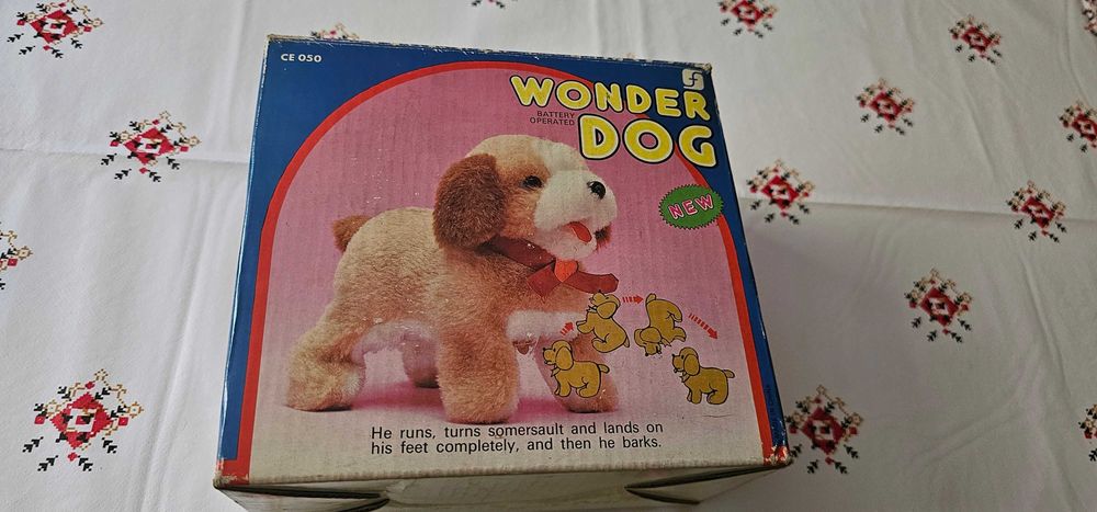Wonder dog catelul saritor si latra  jucarie anul 1970