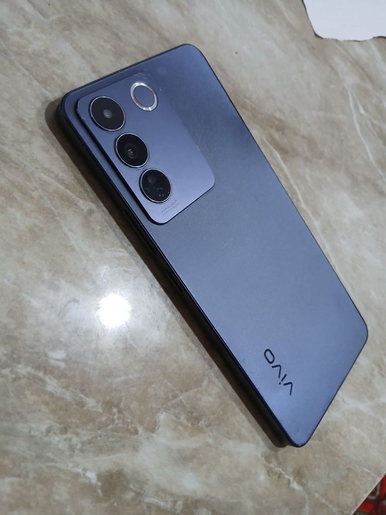 Vivo v27e 8/256 имейдан отган