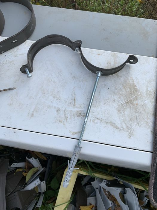 Vand tigla metalica second hand 0,5 grosime plus sistemul pluvial