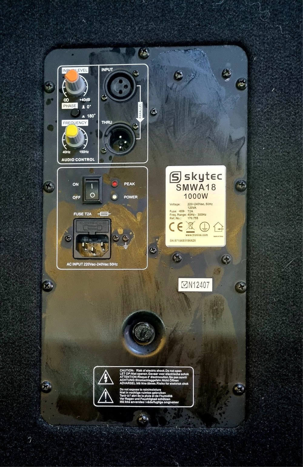 SMW18, 1000W max., Subwoofer activ PA, 46cm (18 "), bi-amp