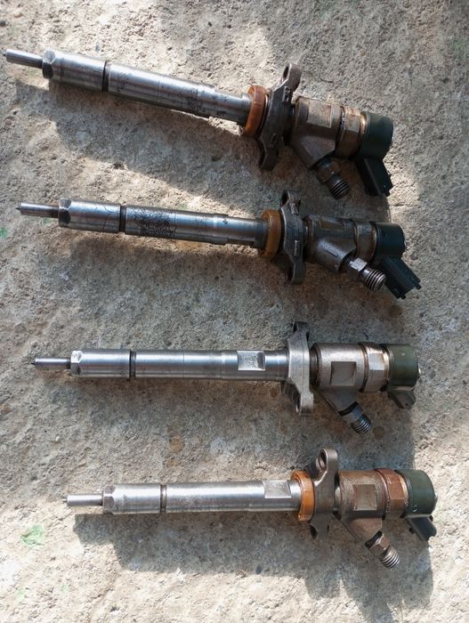 Injectoare Peugeot, Citroen, Ford,, Mazda, Volvo motor 1.6hd