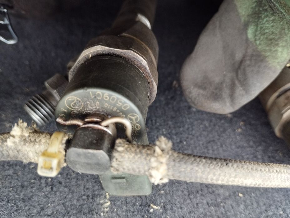 Дюзи и ГНП за Mercedes 2.2CDI OM611