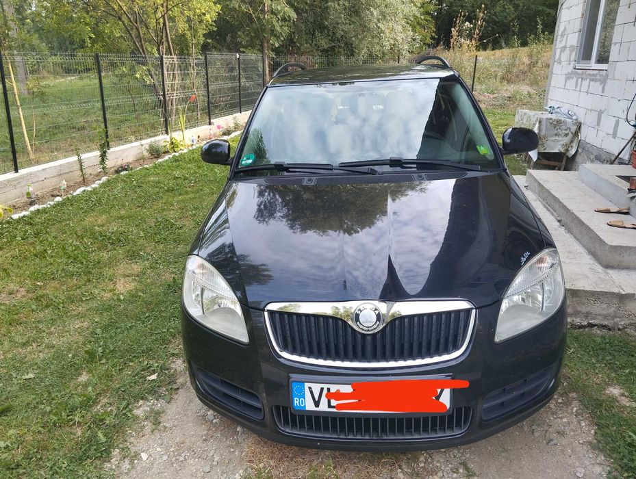 Vând Skoda  Fabia