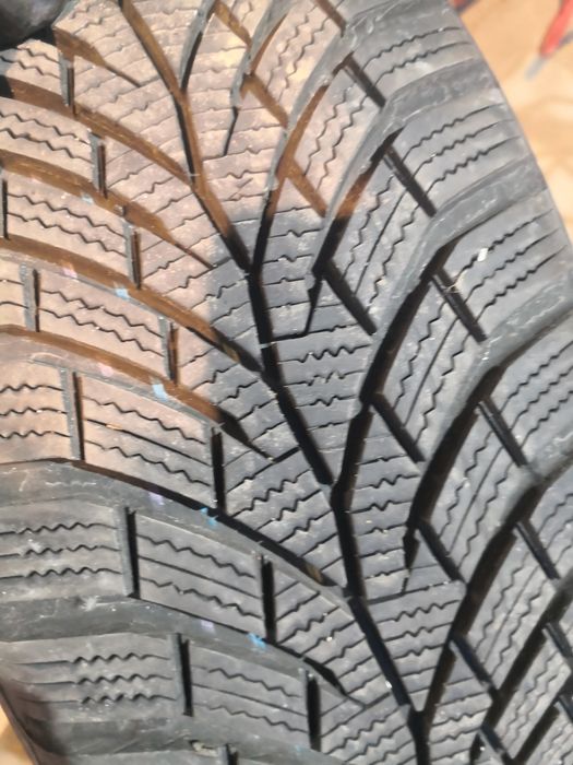 205 55 16 цола гуми като нови еденични Michelin continental