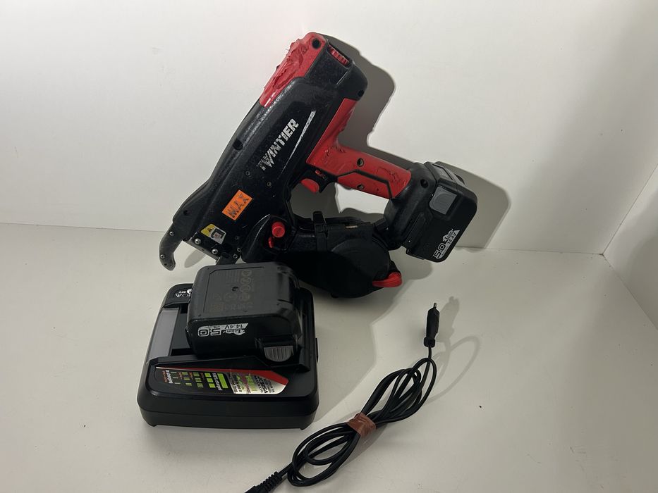 Max RB 441T masina de legat fier