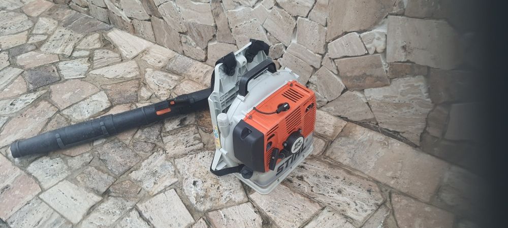 Suflanta Stihl br 400 profesionala foarte puternica
