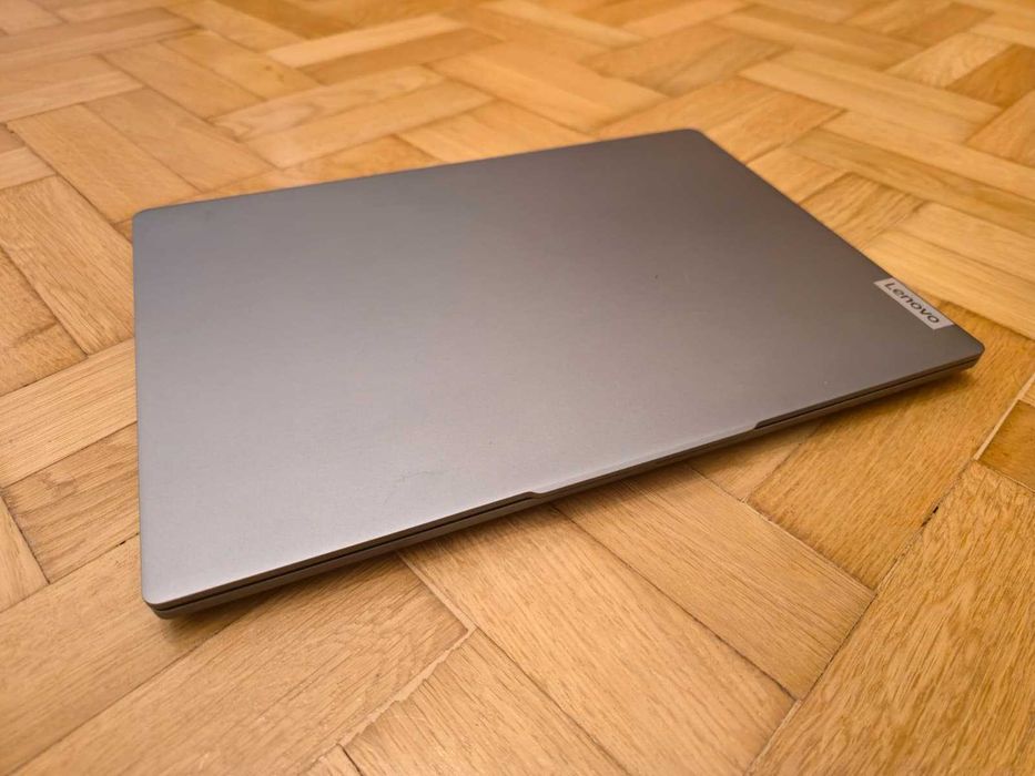 Laptop Lenovo IdeaPad Pro 5 16", AMD Ryzen 7 7840HS, 32GB RAM, 1TB SSD