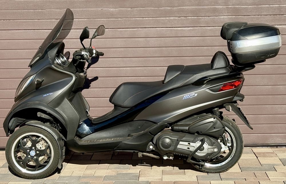 Piaggio 3 roti, piagio mp3, scuter 3 roti, scuter piaggio, piaggio 500