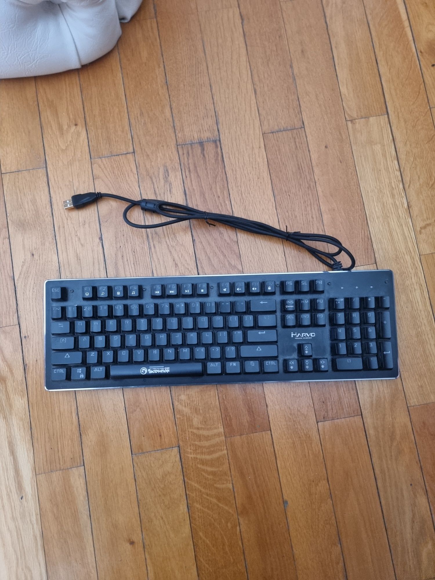 Tastatura mecanica marvo