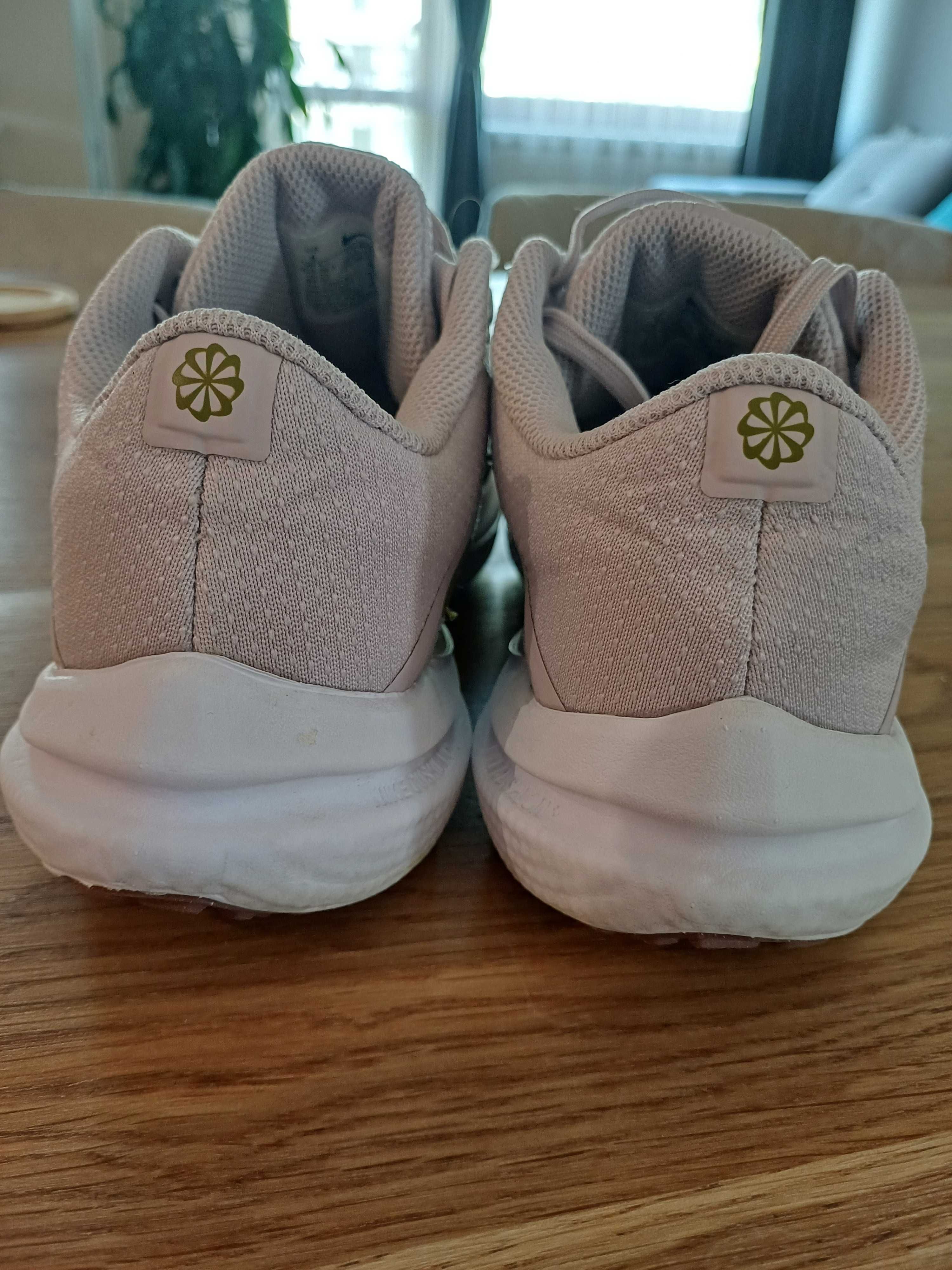 Маратонки Nike за момиче, размер 36,5