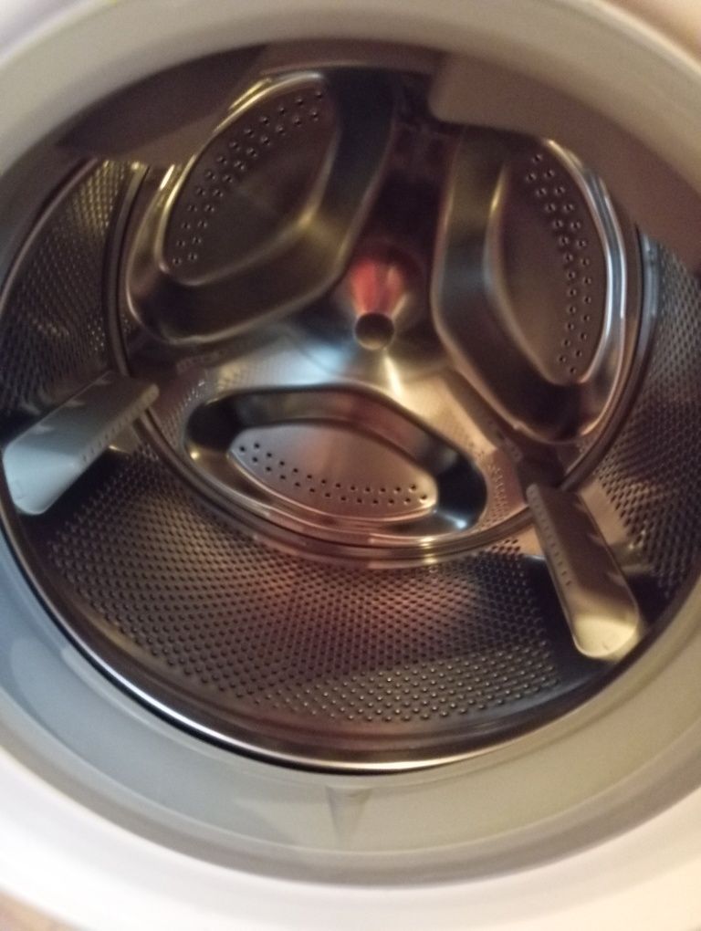 Пералня със сушилня Hotpoint Ariston - AQM8D 29 U